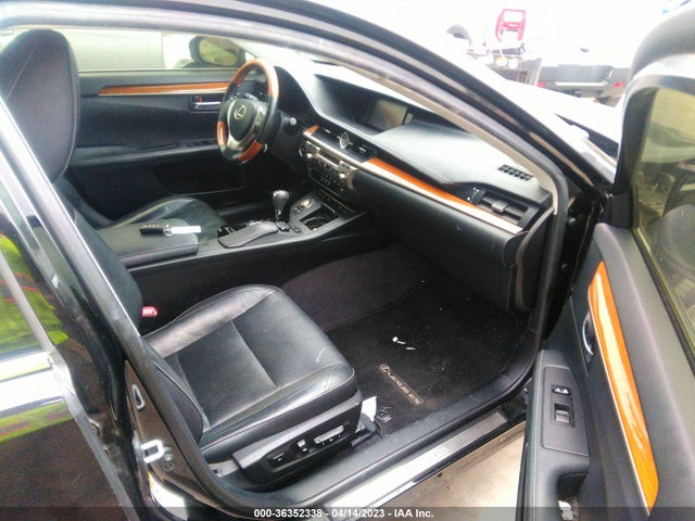 JTHBW1GG5F2085686 Lexus Es 300h Hybrid