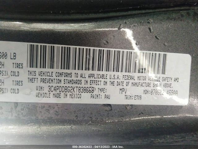 3C4PDDBG2KT838668 Dodge JOURNEY SE