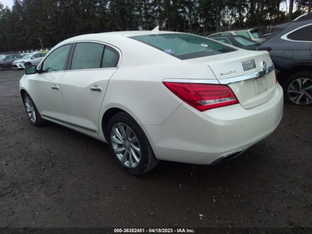1G4GB5G32EF282986 Buick Lacrosse Leather