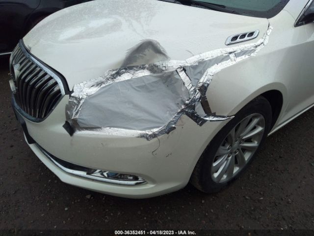 1G4GB5G32EF282986 Buick Lacrosse Leather