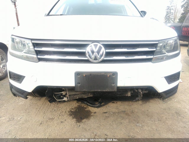 3VV0B7AX6JM098966 Volkswagen TIGUAN S