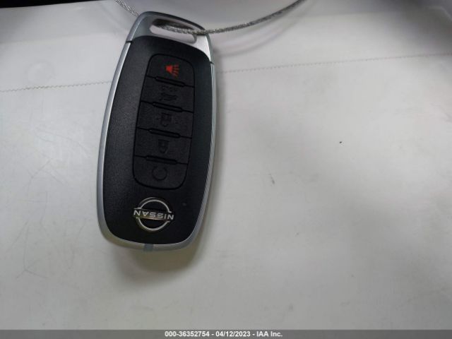 JN8BT3CA0PW001912 Nissan Rogue Sl