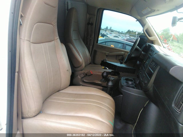 GMC SAVANA CARGO VAN 2017 1GTW7AFF2H1121724 Image 6