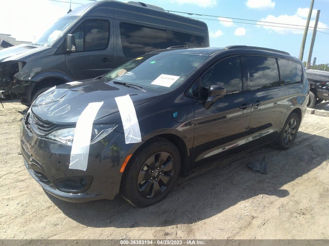 2C4RC1N72KR681863 Chrysler Pacifica Hybrid Limited