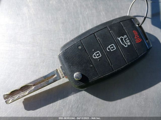KNDJP3A57E7004735 KIA SOUL +