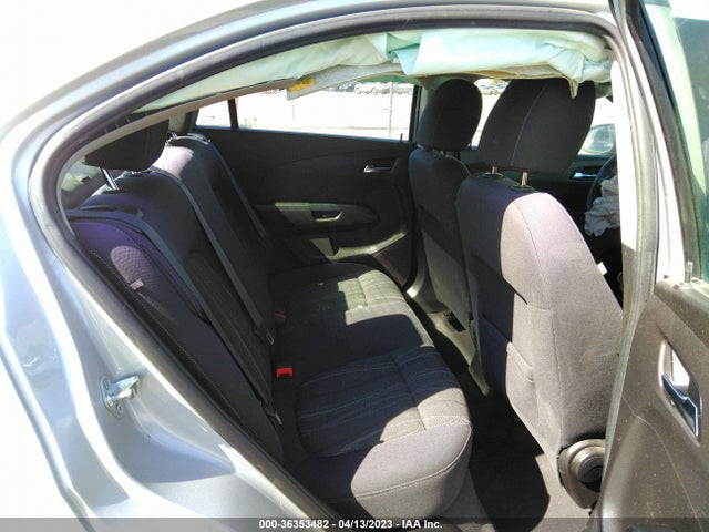 Chevrolet SONIC LT 2015 1G1JC5SH4F4175499 Image 9