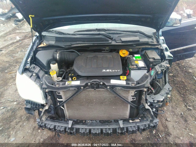 2C7WC1CG4ER460309 Chrysler Town & Country Touring-l