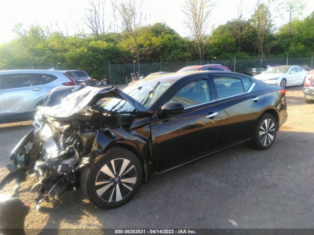 1N4BL4DW7KN308672 Nissan Altima 2.5 Sv