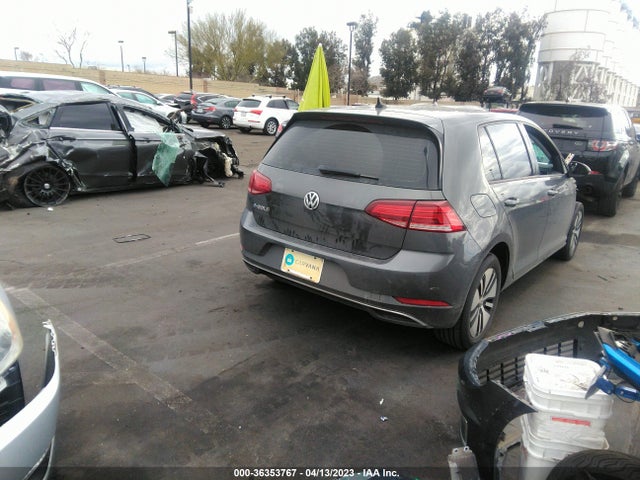 2017 Volkswagen Golf, VIN: WVWKR7AU3HW954341