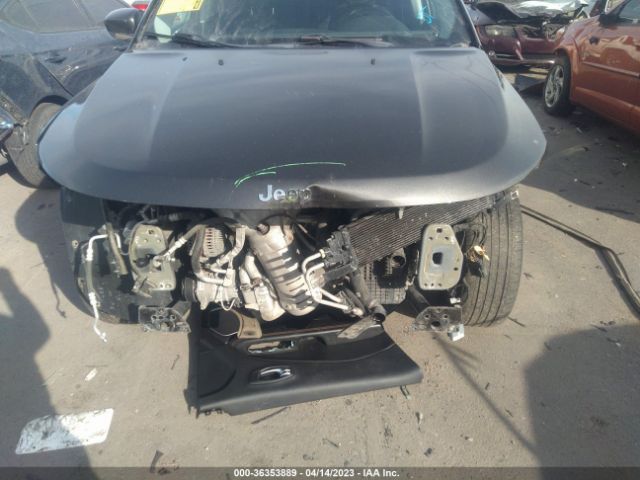 3C4NJDCB1JT113368 Jeep Compass Limited