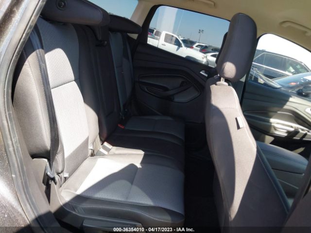 1FMCU0GD1KUB62320 Ford ESCAPE SE