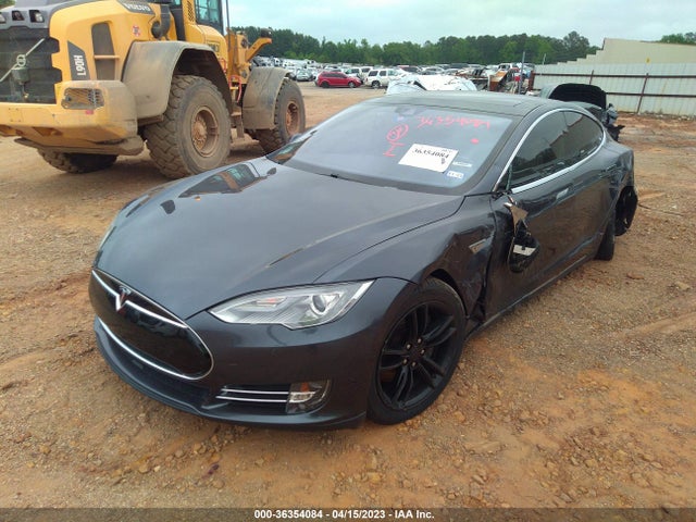 Tesla Model S 85d/70d/90d/p90d 2015 5YJSA1E24FF120187 Image 2