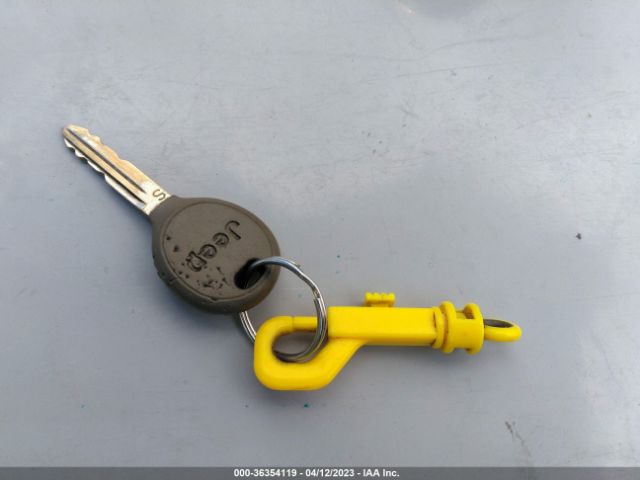 1C4NJCBAXGD604538 Jeep Compass Sport