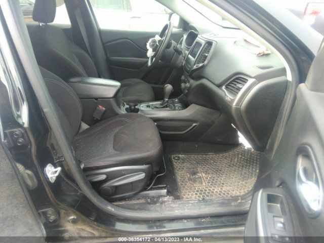 1C4PJMCB5KD478202 Jeep Cherokee Latitude