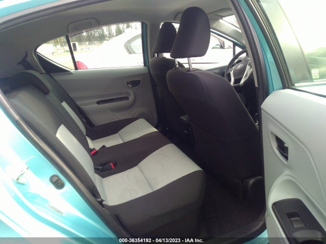 Toyota Prius C One/three/two/four 2014 JTDKDTB37E1079836 Image 8