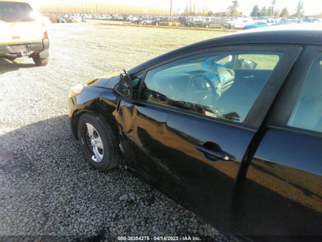 KNAFK4A63G5611861 KIA FORTE LX