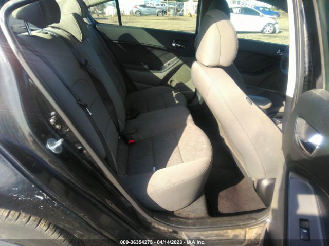 KNAFK4A63G5611861 KIA FORTE LX