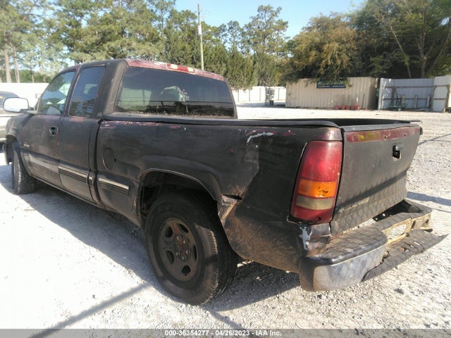 2001 CHEVROLET SILVERADO 1500 LS VIN: 2GCEC19T311148018
