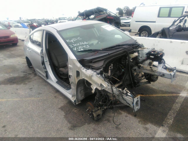 2017 KMHD74LF0HU094322 main image