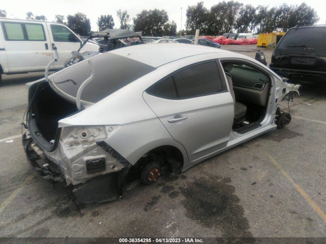 Hyundai ELANTRA SE 2017 KMHD74LF0HU094322 Image 4