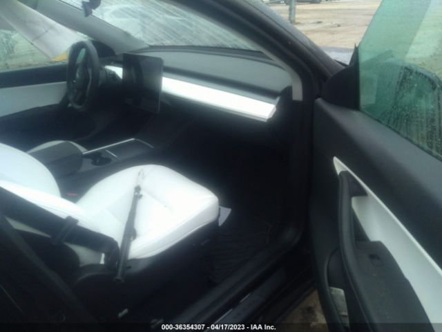 5YJYGDEE8MF298332 Tesla Model Y Long Range