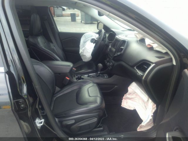 1C4PJLLB9KD134608 Jeep Cherokee Latitude Plus