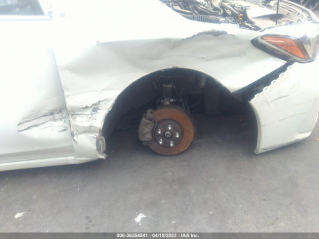 4S3GTAU60J3703219 Subaru Impreza Limited