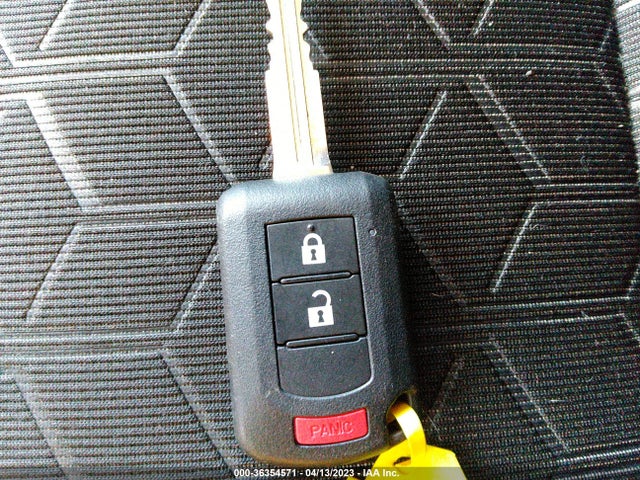 JA4ARUAU0MU032233 Mitsubishi Outlander Sport Es/se/le/be