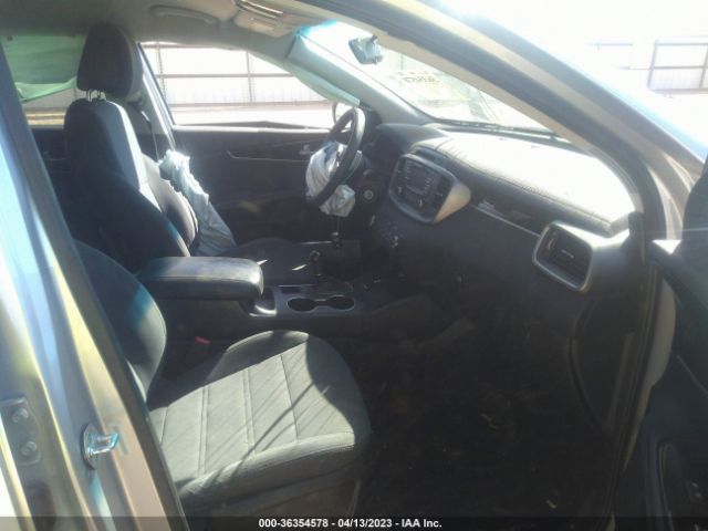 5XYPGDA38GG020351 KIA SORENTO LX