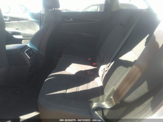 5XYPGDA38GG020351 KIA SORENTO LX