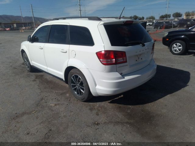 3C4PDCAB9JT208791 Dodge JOURNEY SE