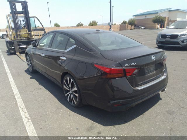 1N4BL4FWXMN303904 Nissan Altima 2.5 Platinum