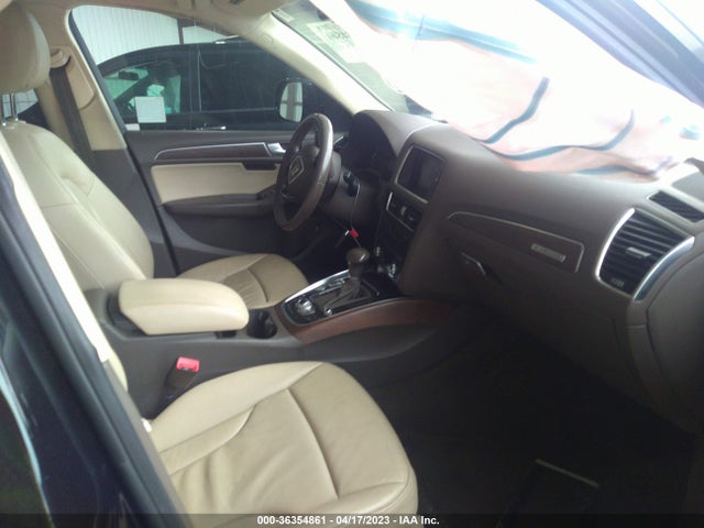 WA1LFAFP9EA055340 Audi Q5 Premium Plus