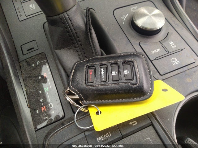 Lexus Is Is 300 2021 JTHCA1D2XM5115224 Image 3