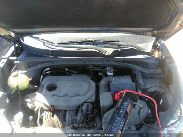 KNDPMCAC8H7111105 KIA Sportage Lx
