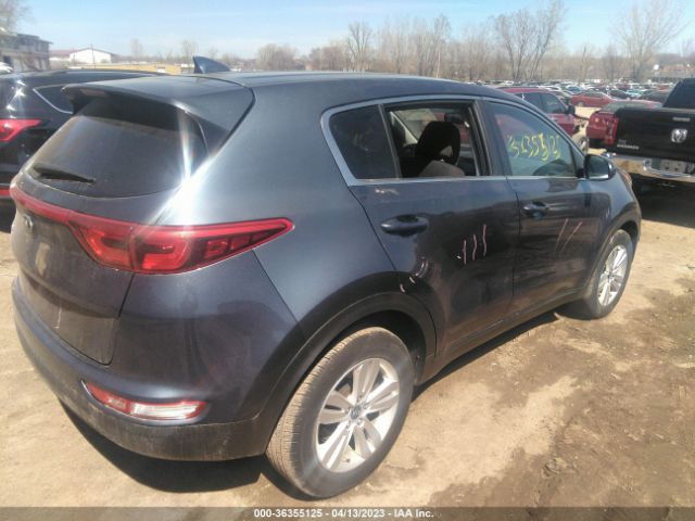 KNDPMCAC8H7111105 KIA Sportage Lx