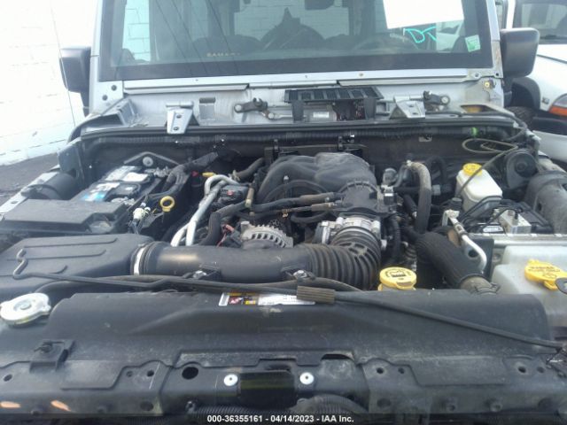 1C4HJWEG2EL287162 Jeep Wrangler Unlimited Sahara