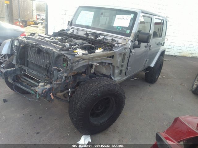 1C4HJWEG2EL287162 Jeep Wrangler Unlimited Sahara