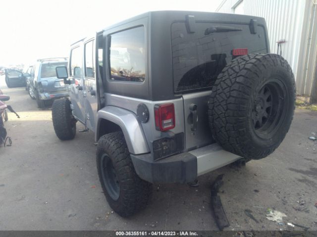 1C4HJWEG2EL287162 Jeep Wrangler Unlimited Sahara