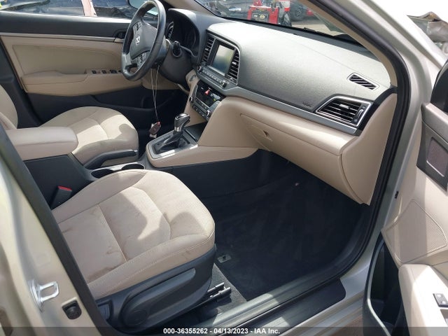 2017 HYUNDAI ELANTRA SE VIN: 5NPD84LF4HH042459