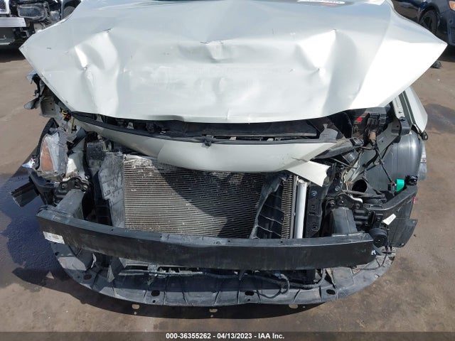 2017 HYUNDAI ELANTRA SE VIN: 5NPD84LF4HH042459