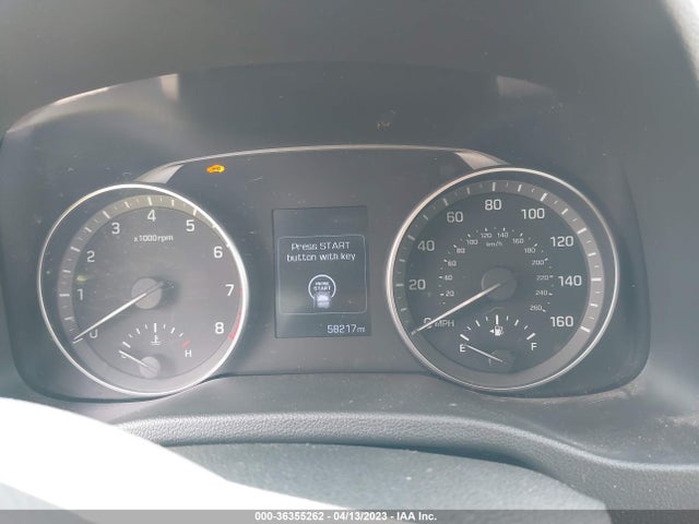 2017 HYUNDAI ELANTRA SE VIN: 5NPD84LF4HH042459