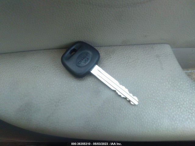 2011 TOYOTA COROLLA L/LE/S VIN: 2T1BU4EE3BC751515