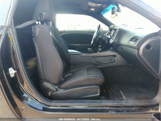 2C3CDZAG1FH739789 Dodge Challenger Sxt
