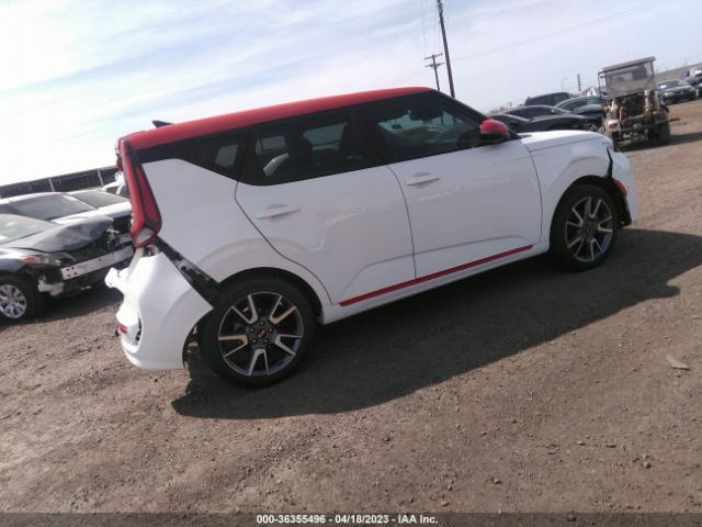 KNDJ63AU9L7009622 KIA Soul Gt-line