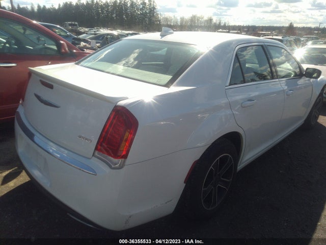Chrysler 300 Limited 2015 2C3CCAAG6FH796767 Image 4