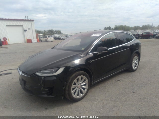Tesla Model X 90d/75d/100d 2017 5YJXCAE29HF077209 Image 2