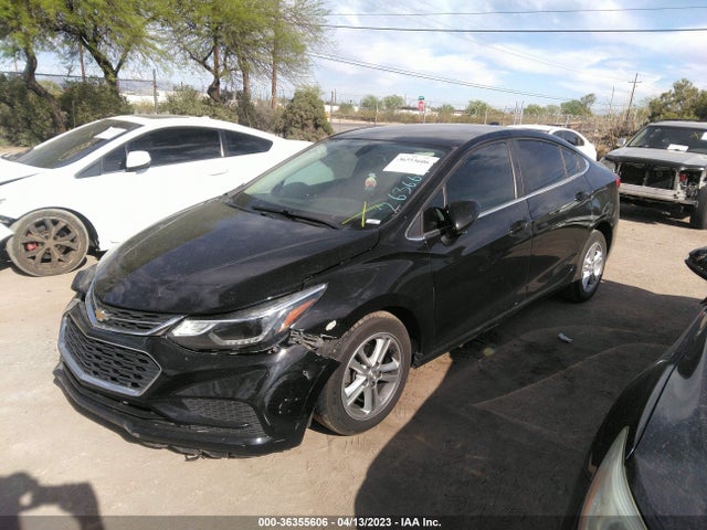 Chevrolet CRUZE LT 2017 1G1BE5SMXH7263664 Image 2