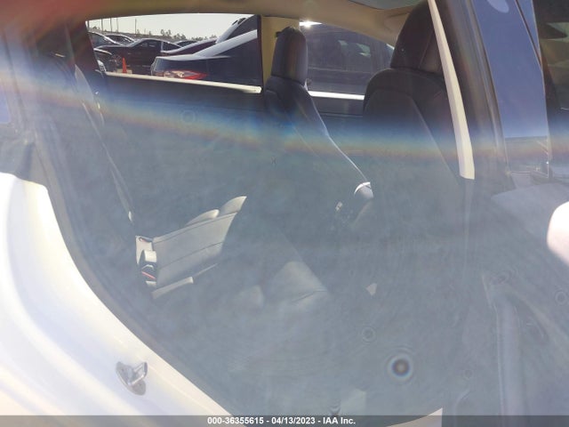 Tesla Model 3 Long Range 2018 5YJ3E1EB0JF134136 Image 9