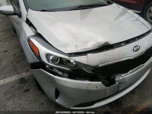 3KPFK4A75JE213333 KIA FORTE LX